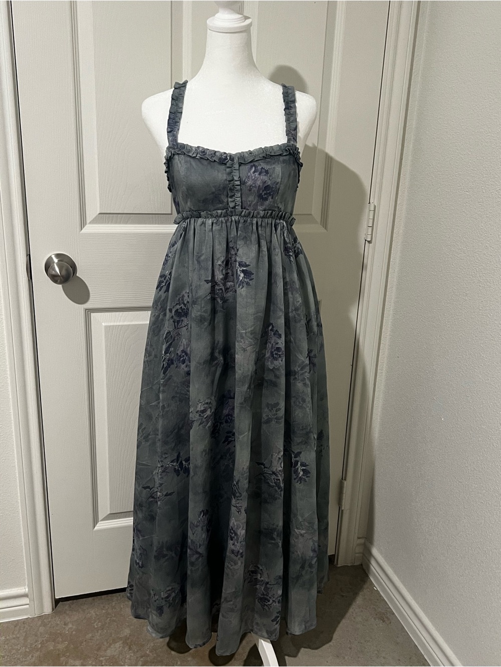 Storia Gray Floral Maxi Dress - Sleeveless Ruffle Trim